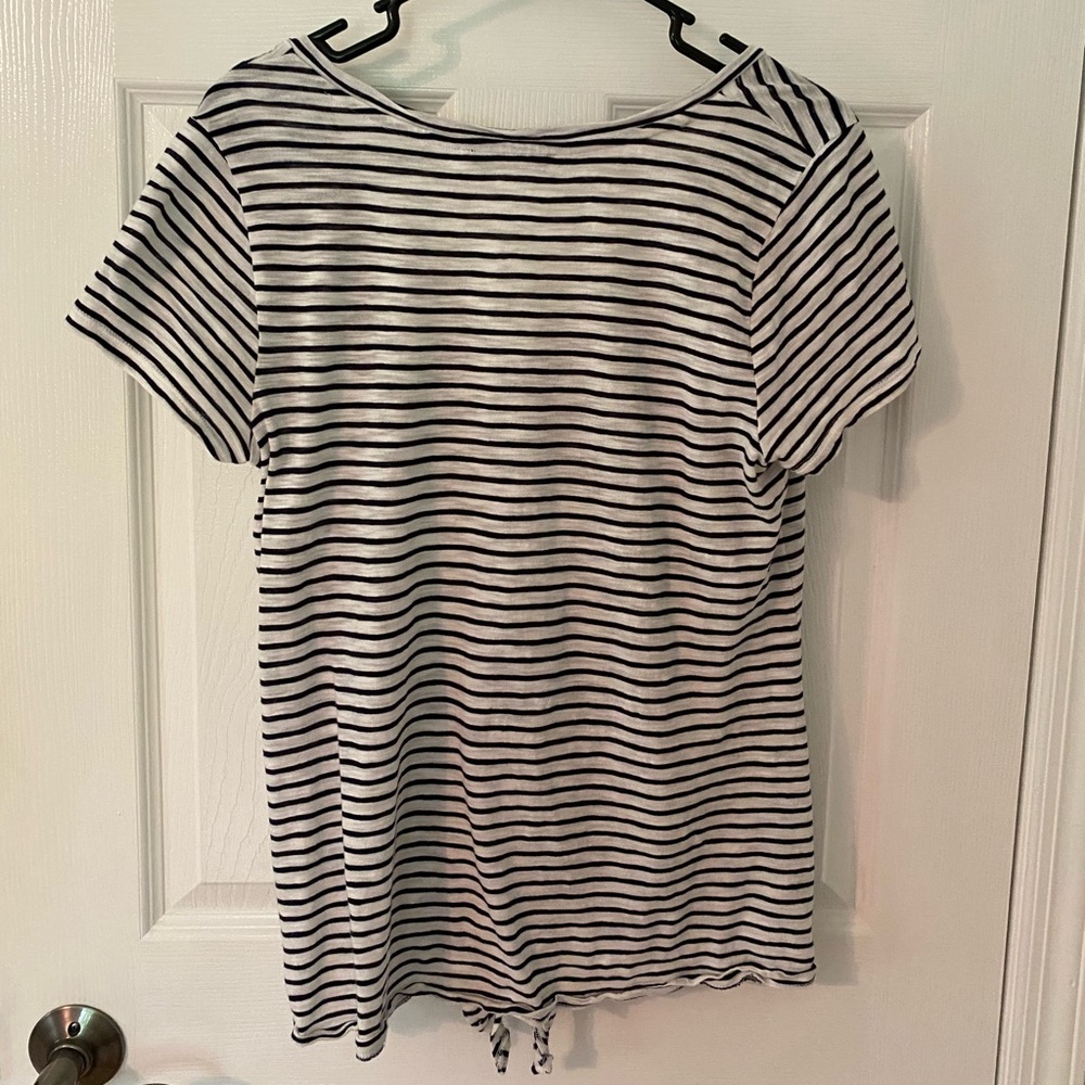 Express Striped Top - Picture 2 of 4